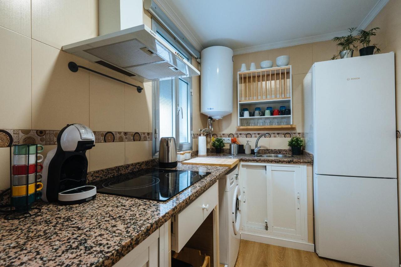Muro De Los Navarros Suite Apartment เซบีญา ภายนอก รูปภาพ